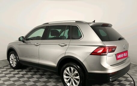 Volkswagen Tiguan II, 2018 год, 2 290 000 рублей, 8 фотография