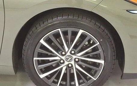 Lexus ES VII, 2022 год, 5 500 000 рублей, 7 фотография