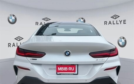 BMW 8 серия, 2022 год, 7 321 000 рублей, 7 фотография