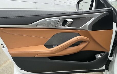 BMW 8 серия, 2022 год, 7 321 000 рублей, 20 фотография