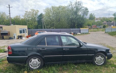 Mercedes-Benz C-Класс, 1993 год, 200 000 рублей, 2 фотография