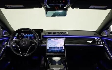 Mercedes-Benz Maybach S-Класс, 2022 год, 23 000 000 рублей, 20 фотография