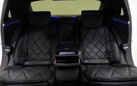 Mercedes-Benz Maybach S-Класс, 2022 год, 23 000 000 рублей, 26 фотография