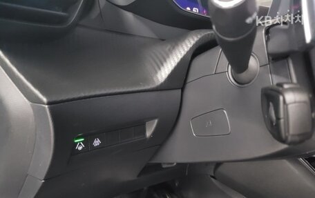Peugeot 2008 II, 2022 год, 2 100 000 рублей, 10 фотография