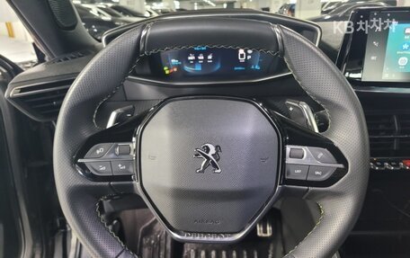 Peugeot 2008 II, 2022 год, 2 100 000 рублей, 12 фотография