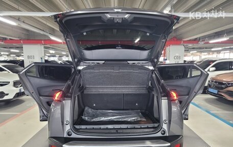 Peugeot 2008 II, 2022 год, 2 100 000 рублей, 25 фотография