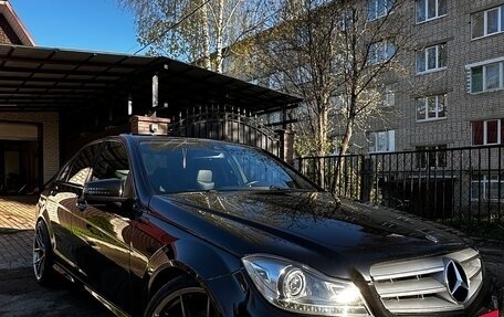 Mercedes-Benz C-Класс, 2013 год, 1 700 000 рублей, 2 фотография