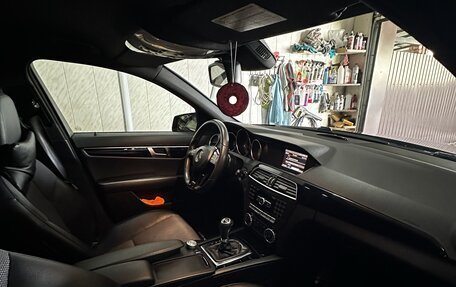 Mercedes-Benz C-Класс, 2013 год, 1 700 000 рублей, 20 фотография