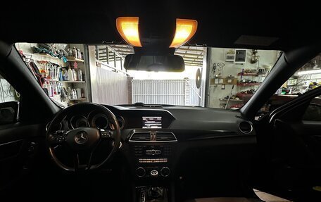 Mercedes-Benz C-Класс, 2013 год, 1 700 000 рублей, 21 фотография