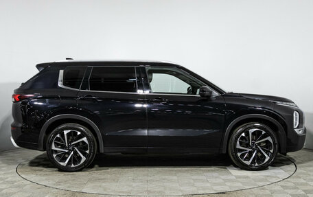 Mitsubishi Outlander, 2023 год, 3 429 700 рублей, 4 фотография