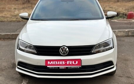 Volkswagen Jetta VI, 2016 год, 1 220 000 рублей, 2 фотография