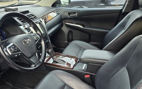Toyota Camry, 2016 год, 2 370 000 рублей, 7 фотография
