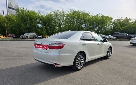 Toyota Camry, 2016 год, 2 370 000 рублей, 4 фотография