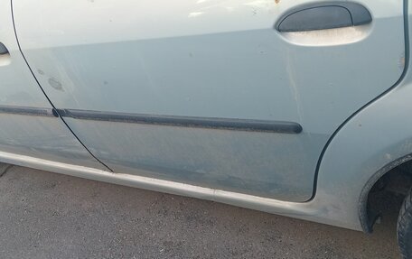 Renault Logan I, 2006 год, 240 000 рублей, 6 фотография