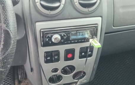 Renault Logan I, 2006 год, 240 000 рублей, 9 фотография