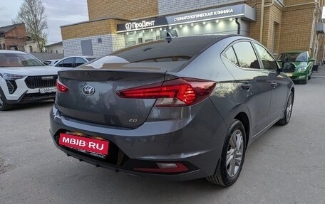 Hyundai Elantra VI рестайлинг, 2019 год, 1 900 000 рублей, 4 фотография