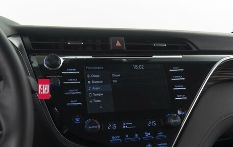 Toyota Camry, 2018 год, 3 390 000 рублей, 25 фотография