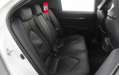 Toyota Camry, 2020 год, 2 670 000 рублей, 7 фотография
