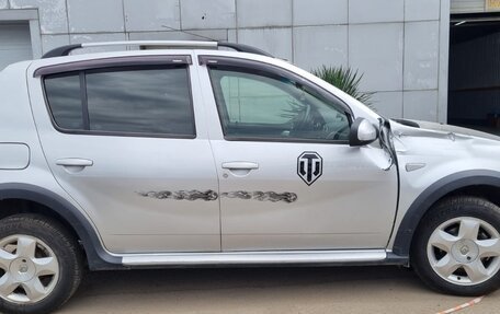 Renault Sandero I, 2013 год, 650 000 рублей, 5 фотография