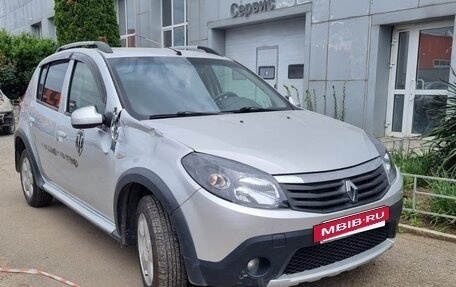 Renault Sandero I, 2013 год, 650 000 рублей, 3 фотография