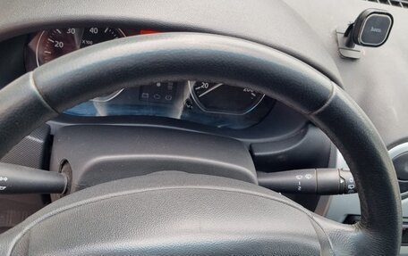 Renault Sandero I, 2013 год, 650 000 рублей, 18 фотография