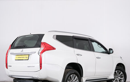 Mitsubishi Pajero Sport III рестайлинг, 2018 год, 2 699 000 рублей, 5 фотография