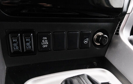 Mitsubishi Pajero Sport III рестайлинг, 2018 год, 2 699 000 рублей, 18 фотография
