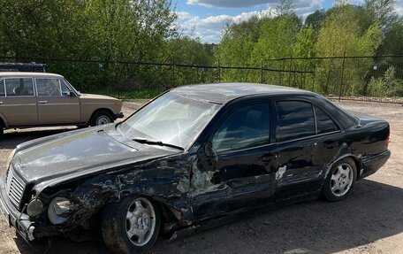 Mercedes-Benz E-Класс, 1996 год, 110 000 рублей, 9 фотография