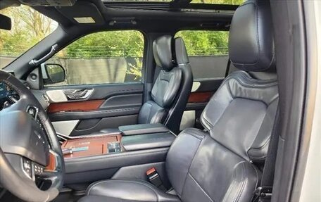 Lincoln Navigator, 2022 год, 11 850 000 рублей, 34 фотография