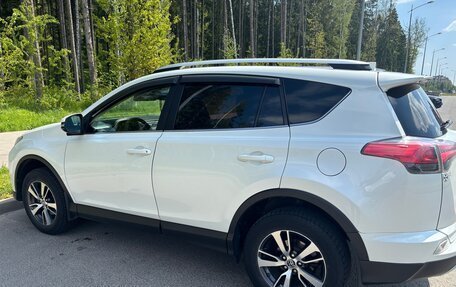 Toyota RAV4, 2016 год, 2 500 000 рублей, 8 фотография