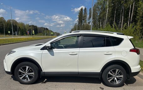Toyota RAV4, 2016 год, 2 500 000 рублей, 15 фотография