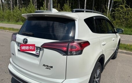 Toyota RAV4, 2016 год, 2 500 000 рублей, 5 фотография