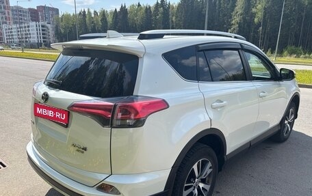 Toyota RAV4, 2016 год, 2 500 000 рублей, 12 фотография