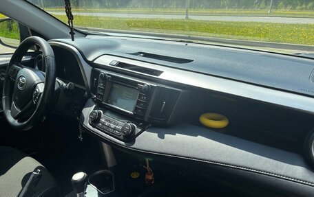 Toyota RAV4, 2016 год, 2 500 000 рублей, 27 фотография