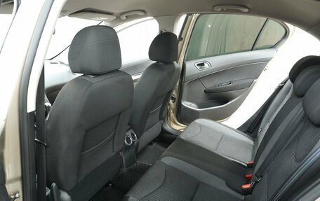 Peugeot 408 I рестайлинг, 2012 год, 629 000 рублей, 13 фотография
