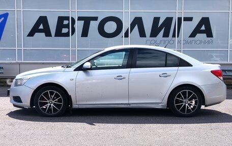 Chevrolet Cruze II, 2010 год, 497 000 рублей, 4 фотография