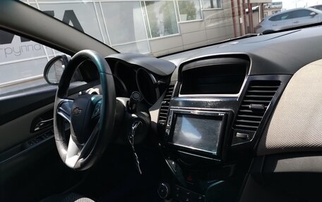 Chevrolet Cruze II, 2010 год, 497 000 рублей, 7 фотография