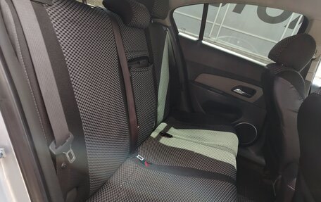 Chevrolet Cruze II, 2010 год, 497 000 рублей, 9 фотография