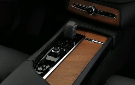 Volvo XC90 II рестайлинг, 2024 год, 8 100 000 рублей, 22 фотография