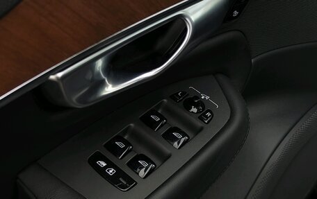 Volvo XC90 II рестайлинг, 2024 год, 8 100 000 рублей, 36 фотография