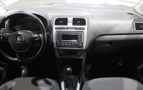 Volkswagen Polo VI (EU Market), 2015 год, 775 000 рублей, 9 фотография