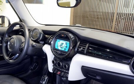 MINI Hatch, 2020 год, 2 550 000 рублей, 14 фотография