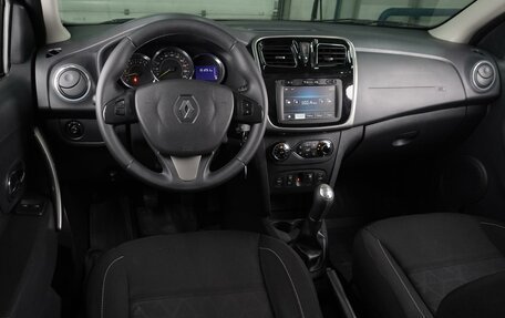 Renault Sandero II рестайлинг, 2015 год, 970 000 рублей, 6 фотография