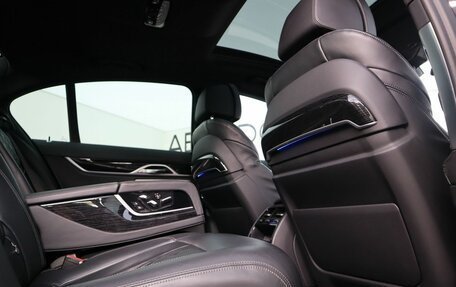 BMW 7 серия, 2020 год, 6 720 000 рублей, 14 фотография