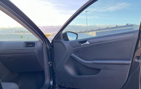 Volkswagen Jetta VI, 2014 год, 1 350 000 рублей, 14 фотография