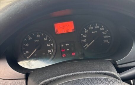 Renault Logan I, 2005 год, 120 000 рублей, 6 фотография