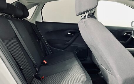 Volkswagen Polo VI (EU Market), 2015 год, 895 000 рублей, 18 фотография