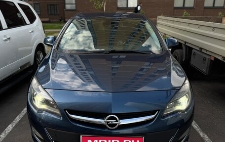 Opel Astra J, 2013 год, 550 000 рублей, 1 фотография