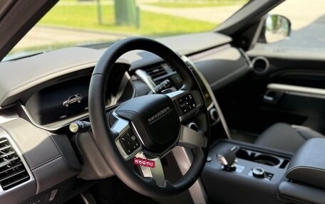 Land Rover Discovery IV, 2023 год, 7 300 000 рублей, 3 фотография