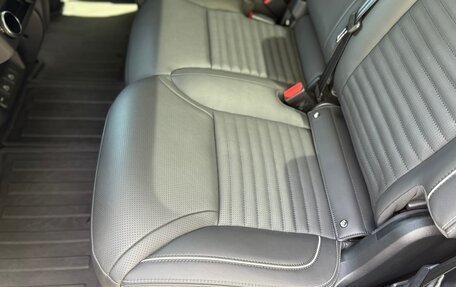 Land Rover Discovery IV, 2023 год, 7 300 000 рублей, 10 фотография